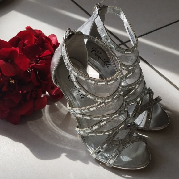 Camille La Vie Silver Stoned Heels - Picture 2 of 4